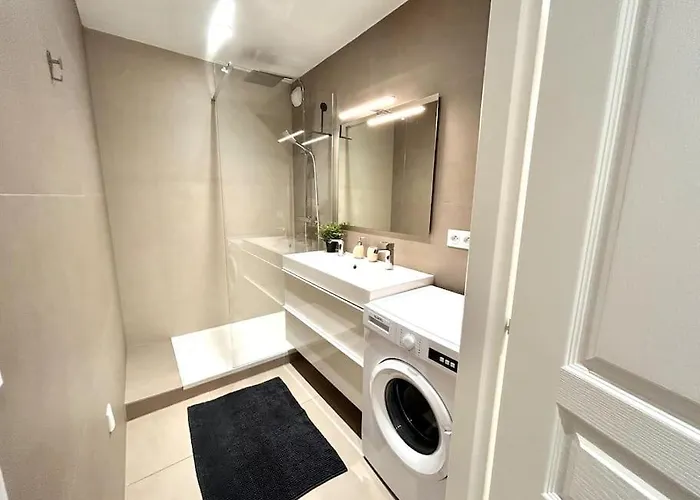 Emma - 4/6 Pers Neuf- Hyper Centre Clim Terrasse アパート *