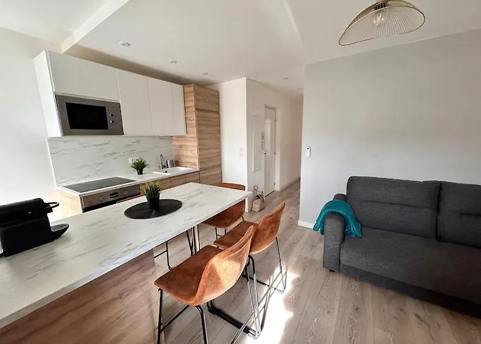 Emma - 4/6 Pers Neuf- Hyper Centre Clim Terrasse